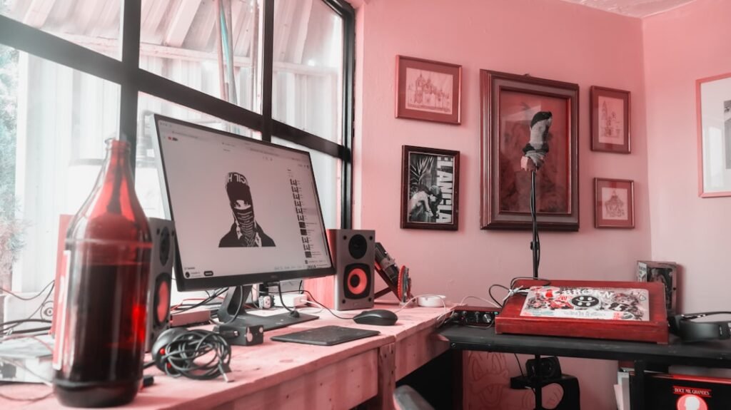 Studio créatif numérique pour illustrer la création d'images avec l'intelligence artificielle